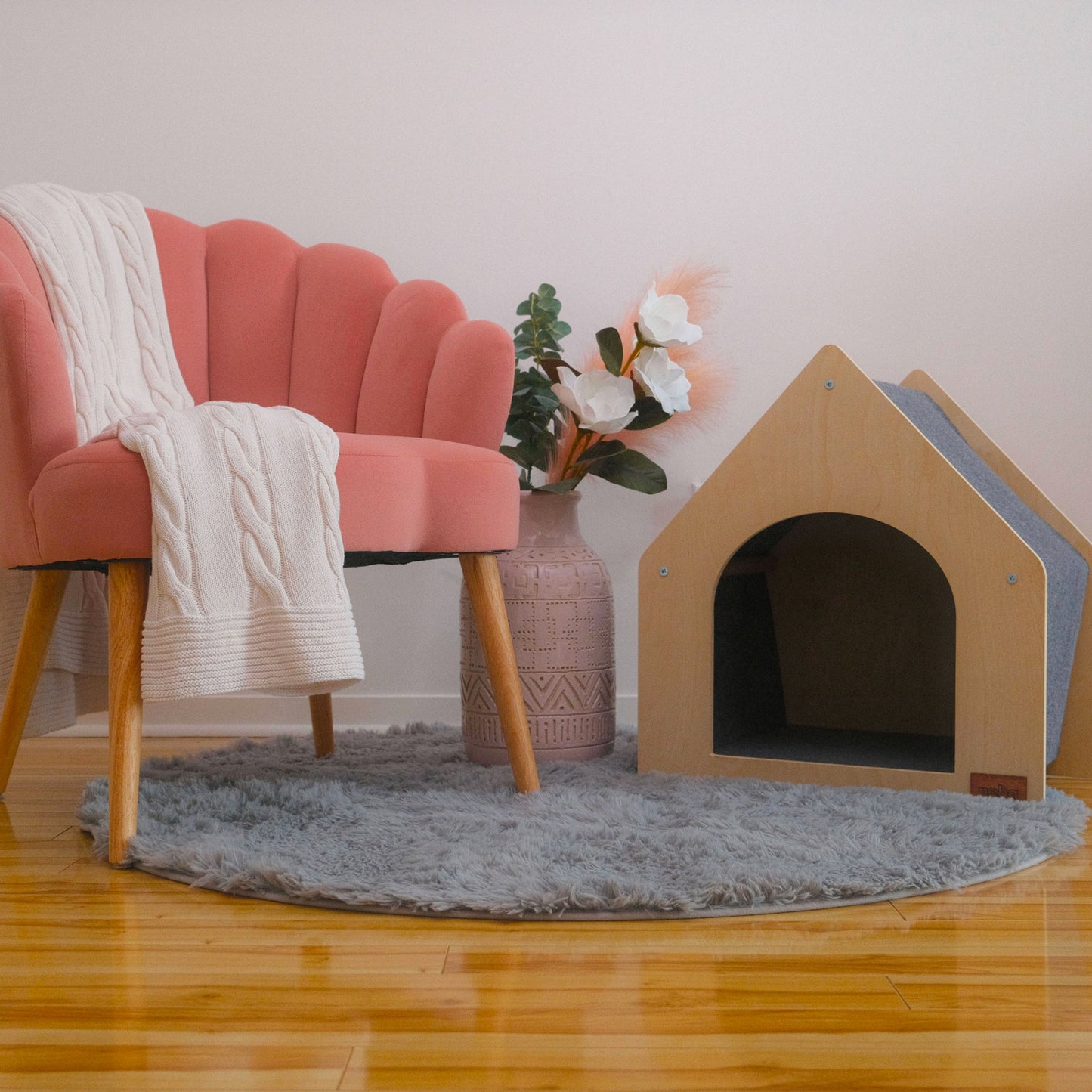 Noba Cottage – Maison Griffoir pour Chat | Bois Canadien & Tapis Ultra Résistant