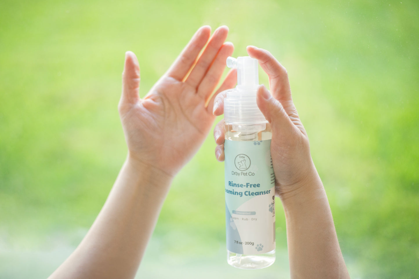 Mousse Nettoyante Sans Rinçage pour Animaux – Nettoyage Rapide & Naturel