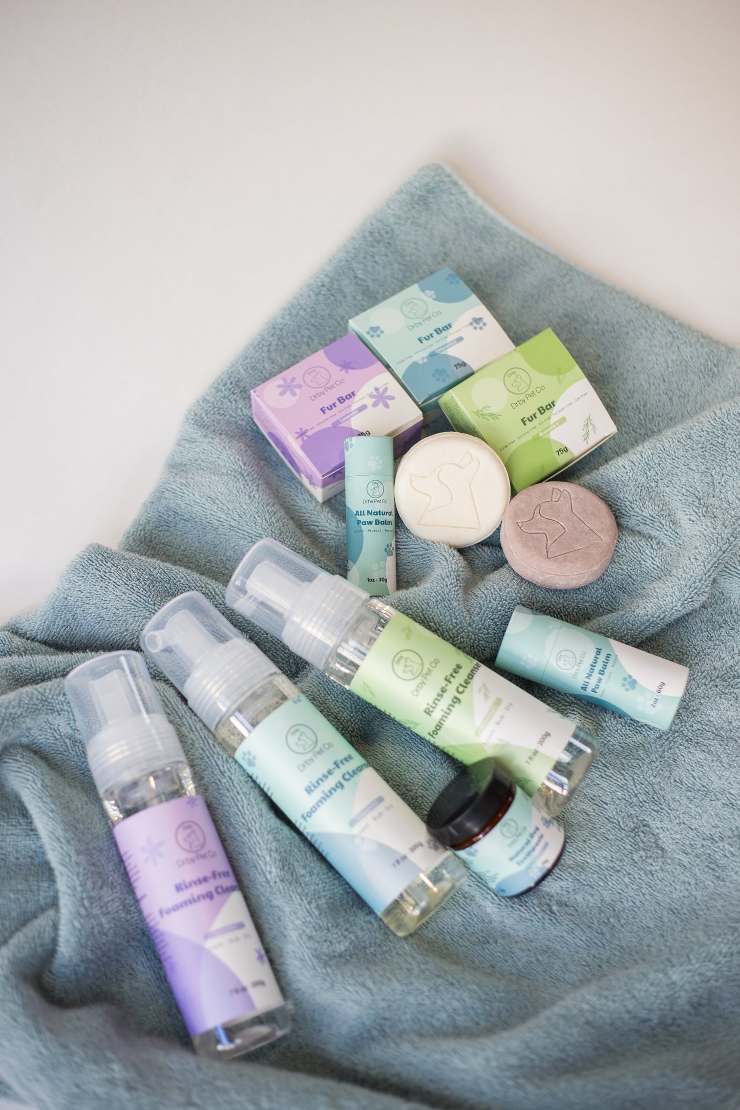 Mousse Nettoyante Sans Rinçage pour Animaux – Nettoyage Rapide & Naturel
