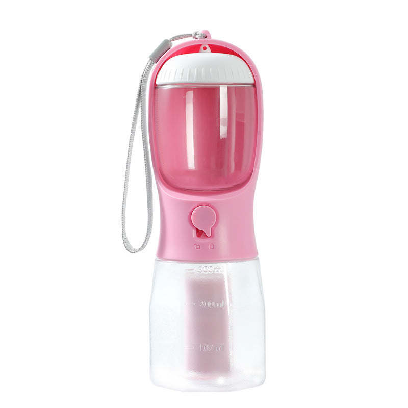 Bouteille multifonctionnel pour chien 3 en 1 (nourriture, eau, sacs a déchets)